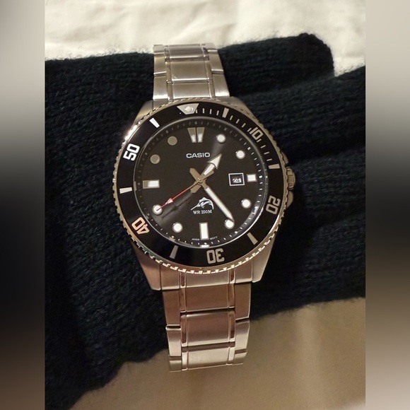 Casio Other - 🚨Weekend Sale🚨 Casio MDV-106 Duro Marlin Black